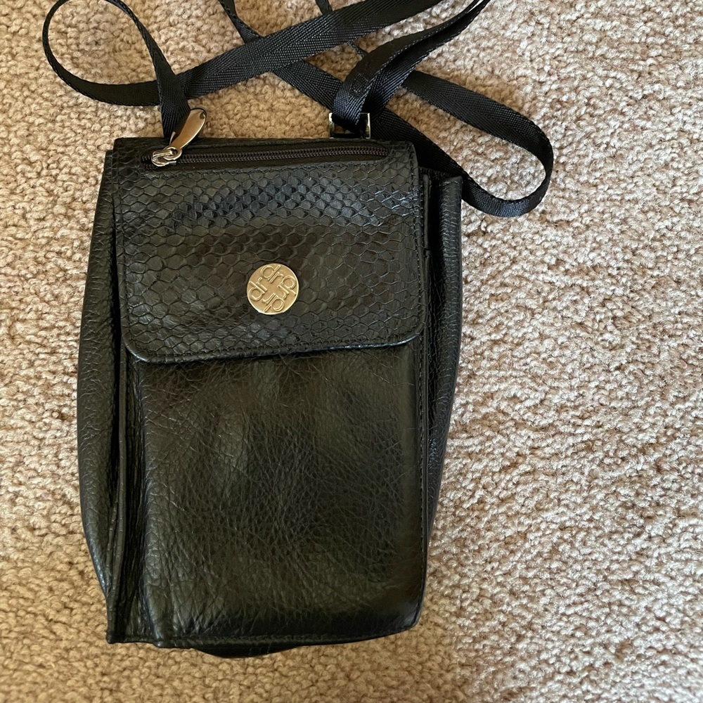 Del Rio Black Leather Purse